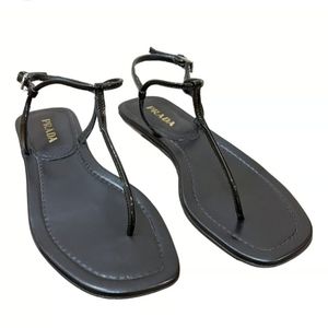Leather woman prada Black sandal size 36